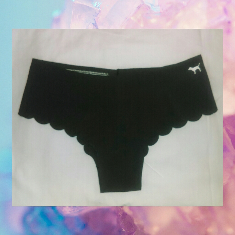 NWOT VS PINK Seamless Cheeky